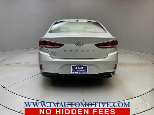 2018 Hyundai SONATA SE
