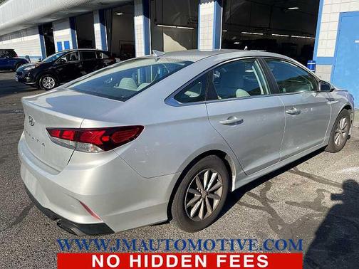 2018 Hyundai SONATA SE
