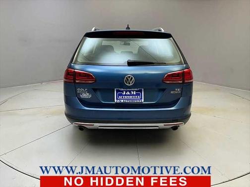 2017 Volkswagen Golf Alltrack TSI S