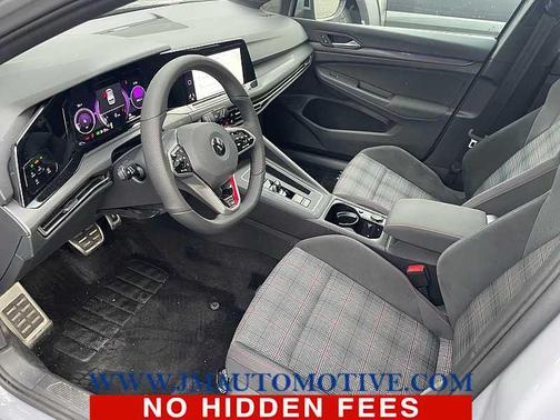 2022 Volkswagen Golf GTI 2.0T SE DSG
