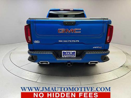 2022 GMC Sierra 1500 AT4
