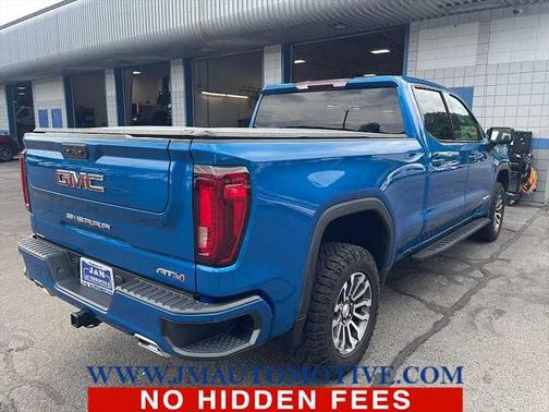 2022 GMC Sierra 1500 AT4