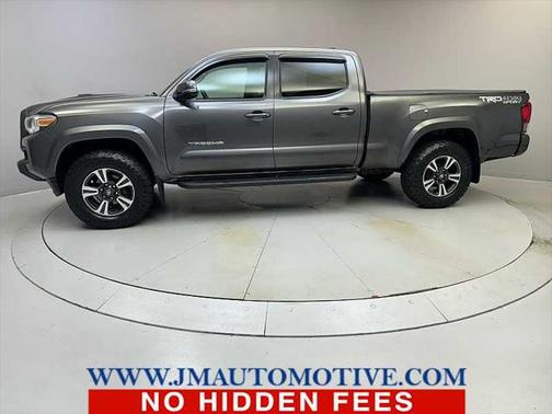 2016 Toyota Tacoma TRD Sport