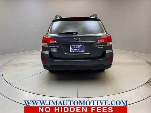 Graphite Gray Metallic 2010 Subaru Outback 2.5 i Premium