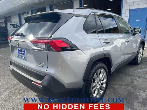 2019 Toyota RAV4 XLE Premium