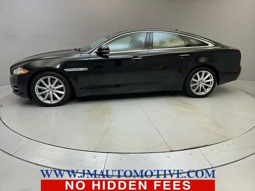 2013 Jaguar XJ Base