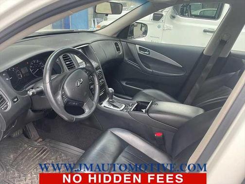 2017 INFINITI QX50 Base