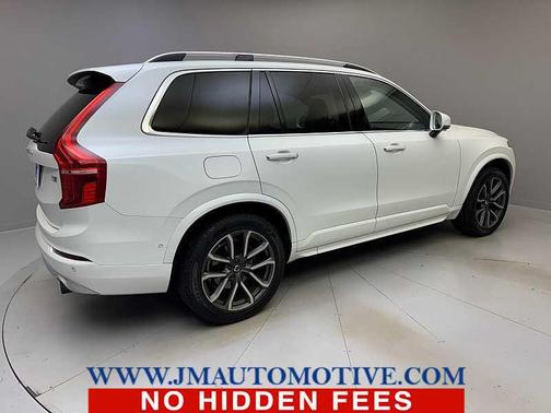 2018 Volvo XC90 T5 Momentum