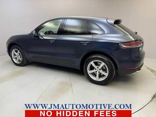 2021 Porsche Macan Base (PDK)