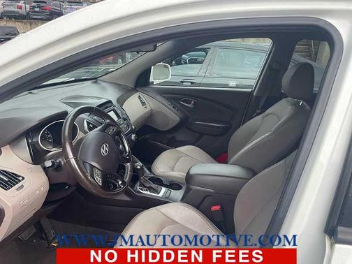 2014 Hyundai TUCSON SE