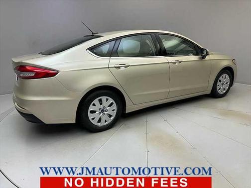 2019 Ford Fusion S