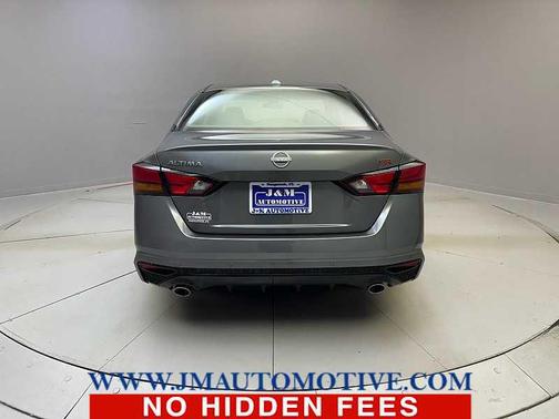 Gun Metallic 2024 Nissan Altima SR FWD