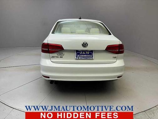 2015 Volkswagen Jetta Auto SE w/Connectivity/Navigation