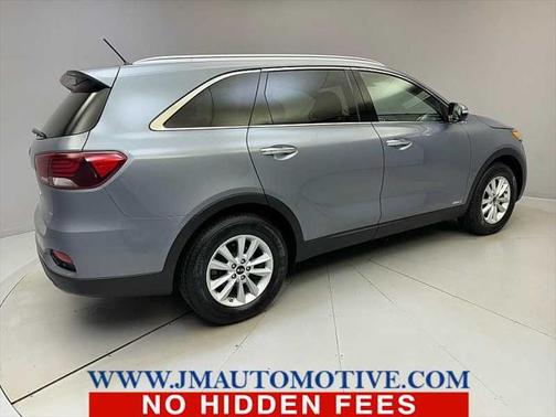 2020 Kia Sorento LX