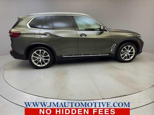 Dark Graphite Metallic 2023 BMW X5 xDrive40i