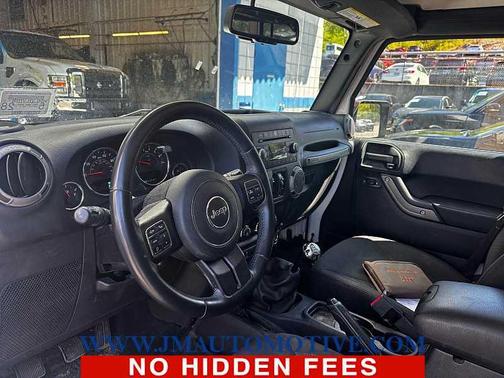 Bright White Clearcoat 2016 Jeep Wrangler Unlimited Sport
