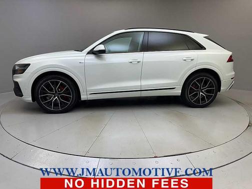 Carrara White 2022 Audi Q8 55 Prestige