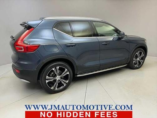 2022 Volvo XC40 T5 Inscription