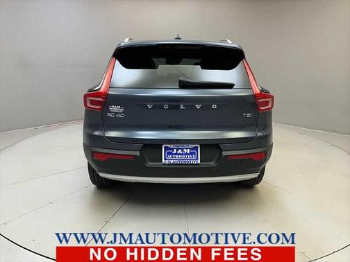 2022 Volvo XC40 T5 Inscription