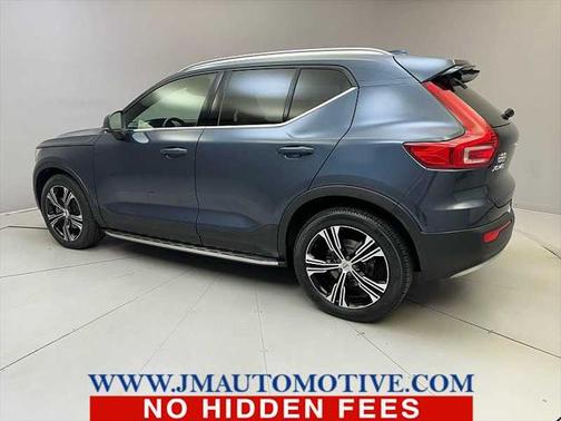 2022 Volvo XC40 T5 Inscription
