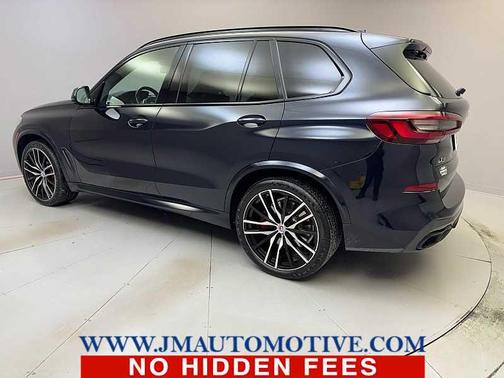 2023 BMW X5 M50i