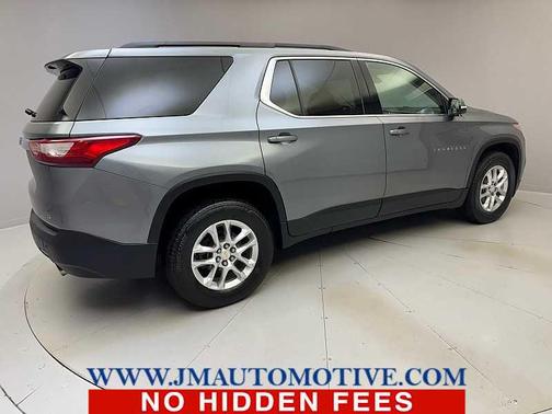 Satin Steel Metallic 2019 Chevrolet Traverse LT Cloth