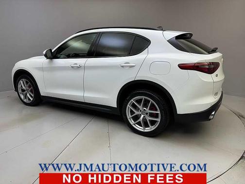 Alfa White 2018 Alfa Romeo Stelvio Ti Sport