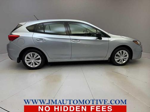 2017 Subaru Impreza 2.0i