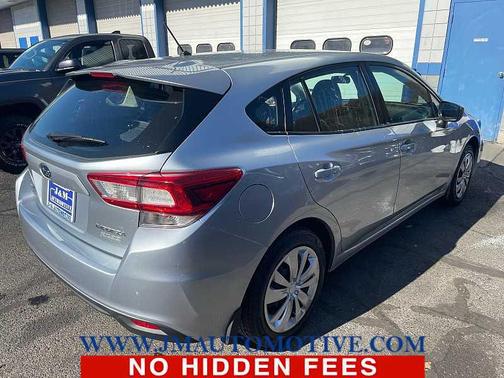 2017 Subaru Impreza 2.0i