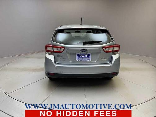 2017 Subaru Impreza 2.0i