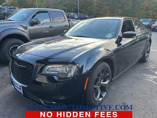 2022 Chrysler 300 S