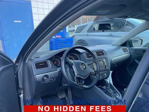 2015 Volkswagen Jetta Auto SE w/Connectivity