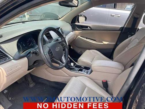 2017 Hyundai TUCSON SE Plus