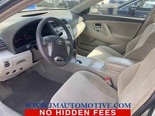 Aloe Green Metallic 2011 Toyota Camry LE