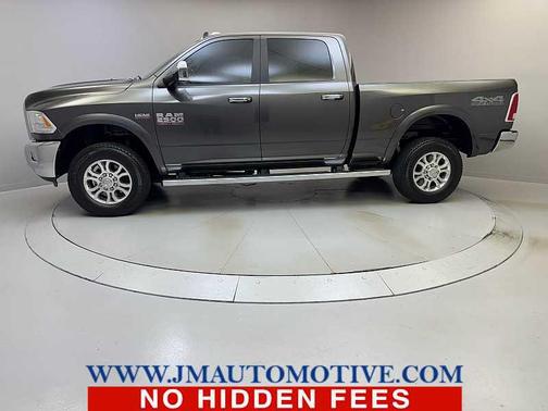 2018 RAM 2500 Laramie Crew Cab 4x4 6'4' Box