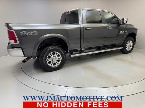 2018 RAM 2500 Laramie Crew Cab 4x4 6'4' Box