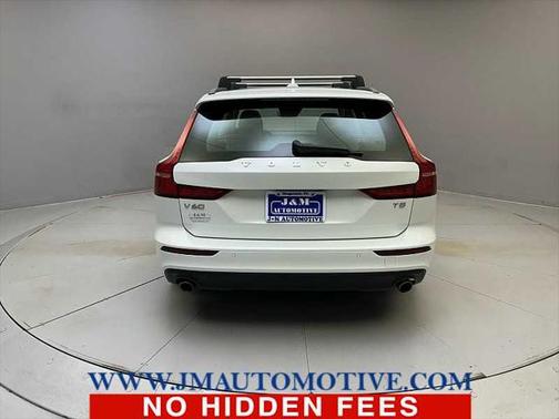 2020 Volvo V60 T5 Momentum