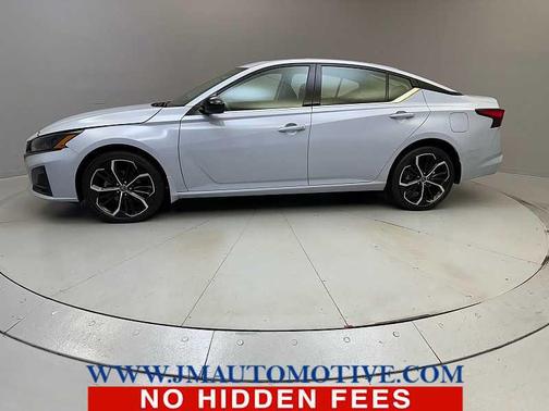 Gray Sky Pearl 2024 Nissan Altima SR Intelligent AWD
