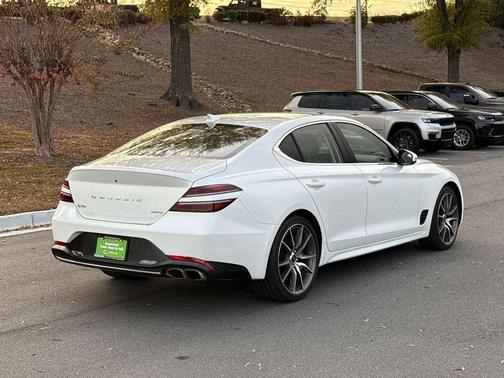 2023 Genesis G70 2.0T