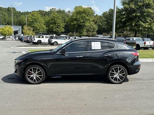 2017 Maserati Levante Base