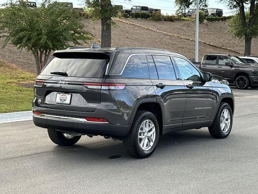 2025 Jeep Grand Cherokee Laredo X