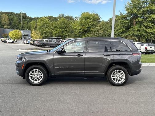 2025 Jeep Grand Cherokee Laredo X