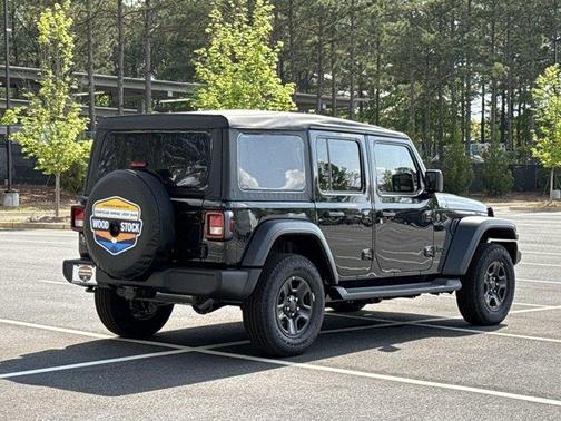 2025 Jeep Wrangler Sport