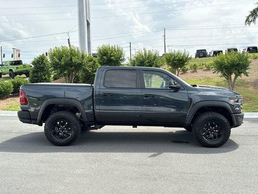 2025 RAM 1500 RHO