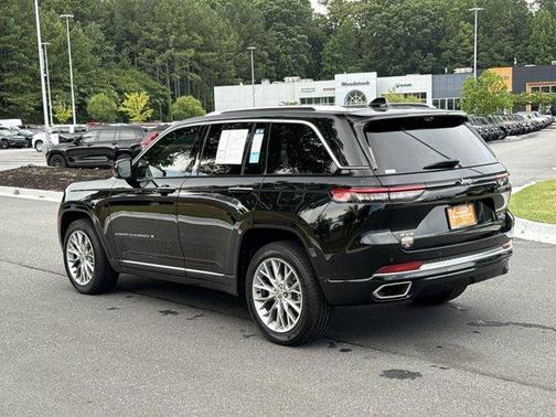 2023 Jeep Grand Cherokee Summit