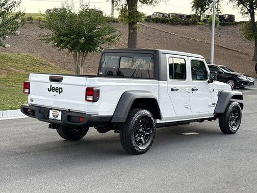 2025 Jeep Gladiator Sport