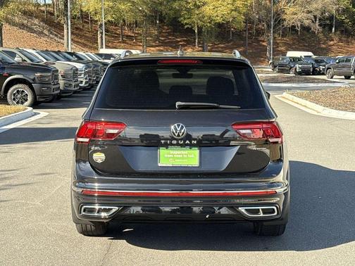 2022 Volkswagen Tiguan 2.0T SEL R-Line