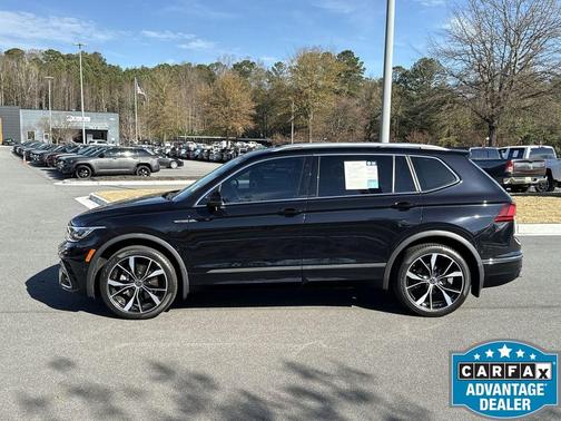 2022 Volkswagen Tiguan 2.0T SEL R-Line
