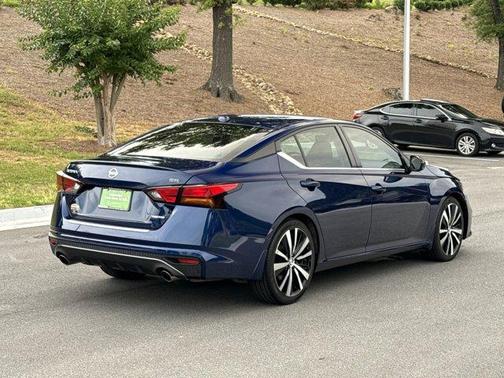 2022 Nissan Altima 2.0 SR