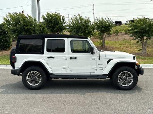 2022 Jeep Wrangler Unlimited Sahara